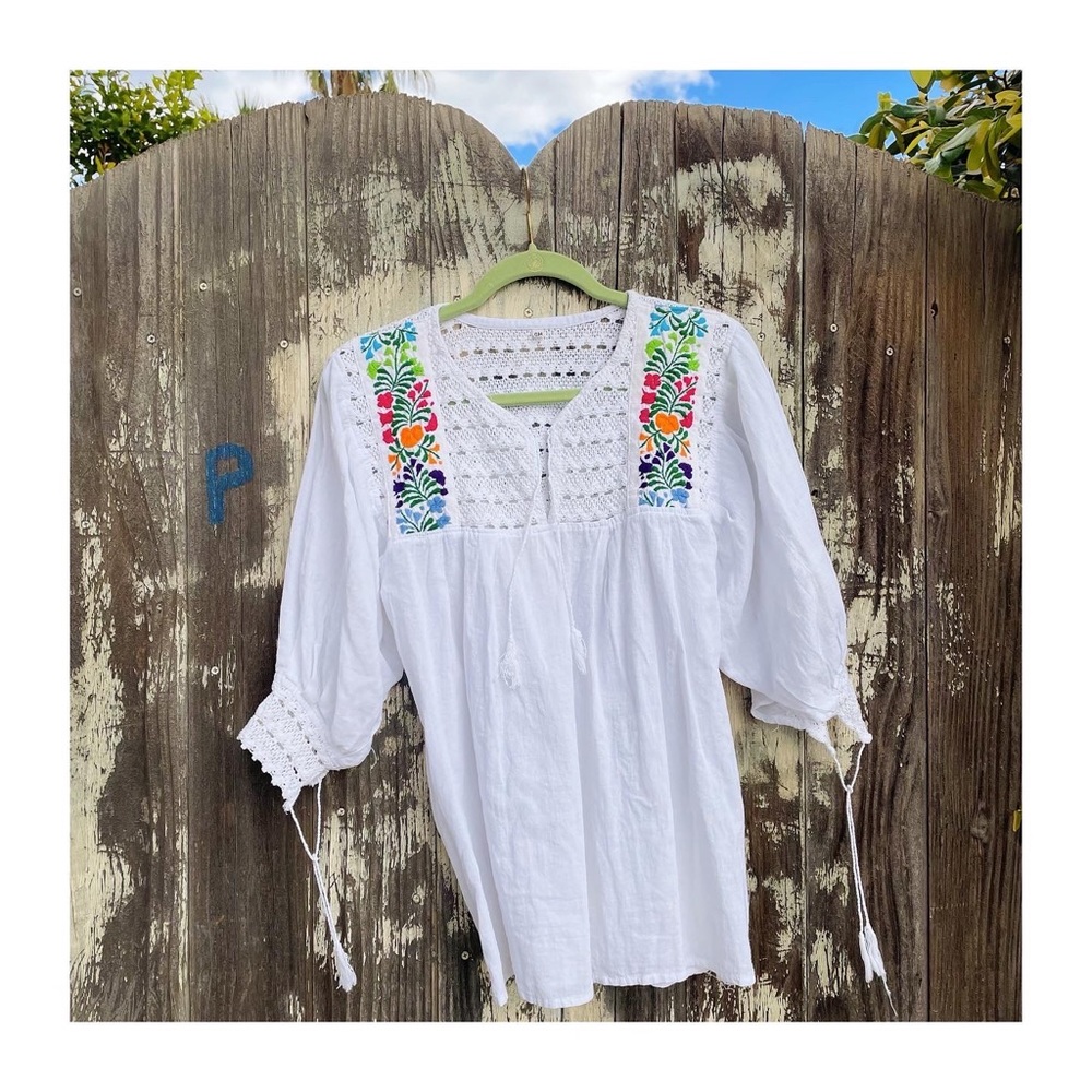 Vintage Mexican Embroidered Peasant Blouse